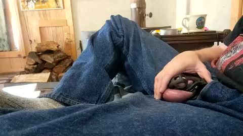 Snapshot of claygilmeriii chatting on 12.31.24 Clay online show from 12.31.24