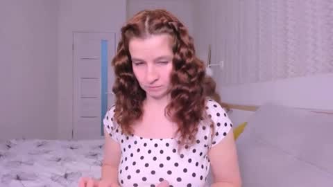 Snapshot of clearangel chatting on 11.30.25 clearangel online show from 11.30.25