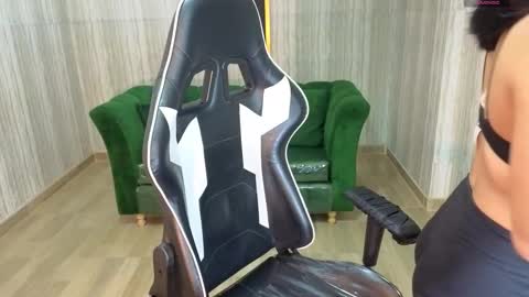 Clementine online show from 10.19.25