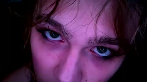 Snapshot of clemie32677 chatting on 12.04.25 clemie32677 online show from 12.04.25