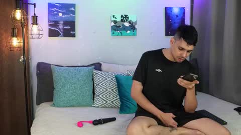 Girl Juliana and Federico online show from 10.25.25