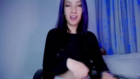 Snapshot of cleopatra_cute chatting on 09.08.25 Nicol online show from 09.08.25