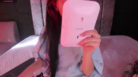 cleowhite_ online show from 03.09.26