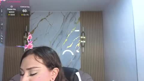 Clhoe online show from 05.16.26