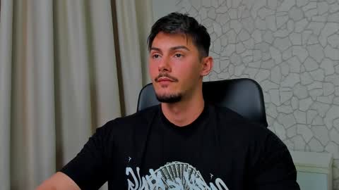 Snapshot of clintmasterss chatting on 02.14.25 ClintMasterss online show from 02.14.25