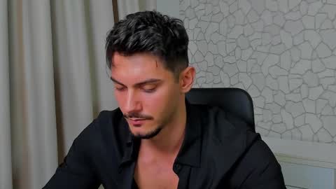 Snapshot of clintmasterss chatting on 02.15.25 ClintMasterss online show from 02.15.25