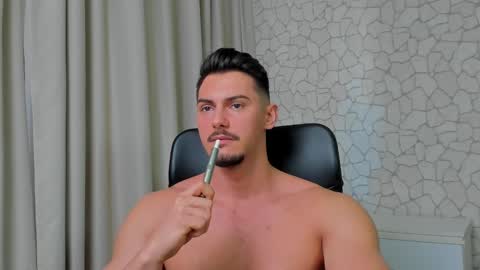 Snapshot of clintmasterss chatting on 03.08.25 ClintMasterss online show from 03.08.25