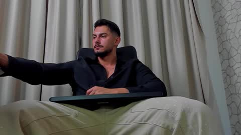 Snapshot of clintmasterss chatting on 09.29.25 ClintMasterss online show from 09.29.25