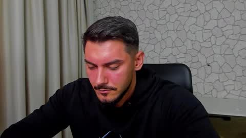 Snapshot of clintmasterss chatting on 10.12.25 ClintMasterss online show from 10.12.25