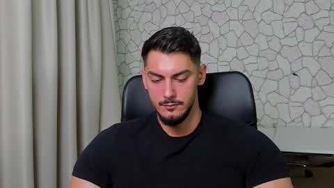 Snapshot of clintmasterss chatting on 11.01.25 ClintMasterss online show from 11.01.25