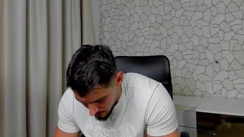 Snapshot of clintmasterss chatting on 11.04.25 ClintMasterss online show from 11.04.25