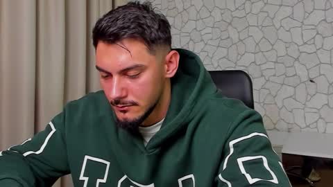 Snapshot of clintmasterss chatting on 11.06.25 ClintMasterss online show from 11.06.25