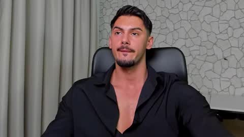 Snapshot of clintmasterss chatting on 12.17.25 ClintMasterss online show from 12.17.25