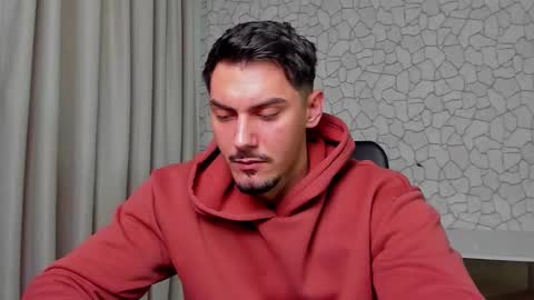 Snapshot of clintmasterss chatting on 12.18.25 ClintMasterss online show from 12.18.25