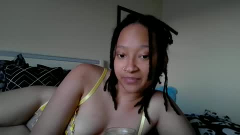 High Queen Clio online show from 01.16.25