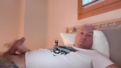 Snapshot of clitoliker chatting on 12.16.24 clitoliker online show from 12.16.24