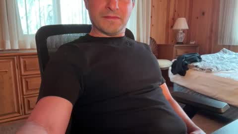 Snapshot of clittypanties chatting on 02.17.26 clittypanties online show from 02.17.26