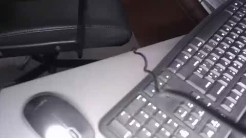 Snapshot of clluch95 chatting on 10.15.25 clluch95 online show from 10.15.25