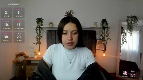 Snapshot of cloe_7 chatting on 06.15.26 cloe_7 online show from 06.15.26