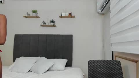 Cloe x Harry online show from 11.09.25