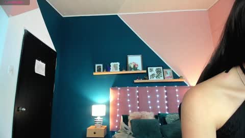 Snapshot of cloe_martinez_ chatting on 01.29.25 Cloe online show from 01.29.25