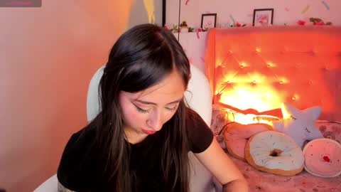 Snapshot of cloe_martinez_ chatting on 02.01.25 Cloe online show from 02.01.25