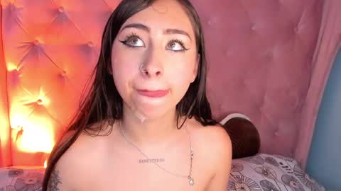 Snapshot of cloe_martinez_ chatting on 02.09.25 Cloe online show from 02.09.25