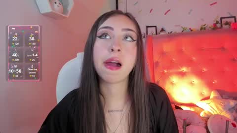 Snapshot of cloe_martinez_ chatting on 02.10.25 Cloe online show from 02.10.25