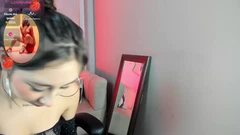 Snapshot of cloe_martinez_ chatting on 09.19.25 Cloe online show from 09.19.25