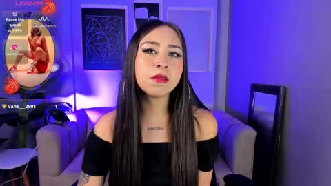 Snapshot of cloe_martinez_ chatting on 10.15.25 Cloe online show from 10.15.25