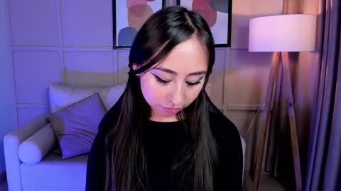 Snapshot of cloe_martinez_ chatting on 11.13.25 Cloe online show from 11.13.25