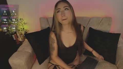 Snapshot of cloe_martinezz_ chatting on 05.27.26 cloe_martinezz_ online show from 05.27.26
