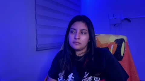 cloe small online show from 07.02.26