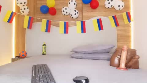 Snapshot of cloe_stanfort chatting on 06.29.26 Cloe Stanfort online show from 06.29.26