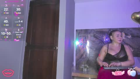 CLOE online show from 02.08.25