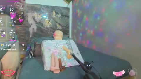 CLOE online show from 02.11.25