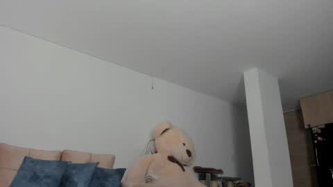 Cloe Katz online show from 05.10.26