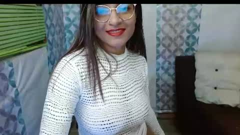 cloenjones online show from 07.05.26
