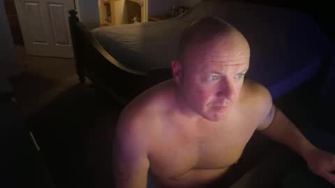 Snapshot of cloudy_dayz69 chatting on 10.28.25 Cloudy Dayz online show from 10.28.25