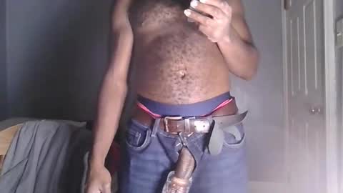 Snapshot of clouvo chatting on 10.30.25 clouvo online show from 10.30.25