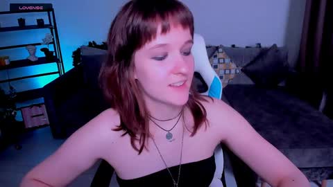  Clover  follow me  online show from 12.28.24