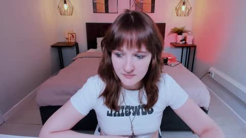  Clover  follow me  online show from 02.02.25