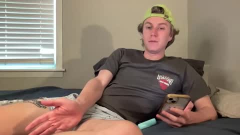 Snapshot of clydeaustin chatting on 10.15.25 Clyde Austin online show from 10.15.25