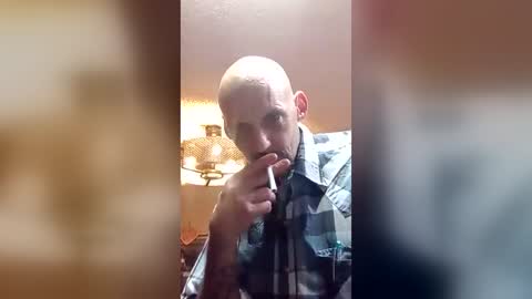 clydecan409 online show from 06.17.26