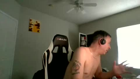 Snapshot of cmypenis chatting on 03.02.25 Master Bates online show from 03.02.25