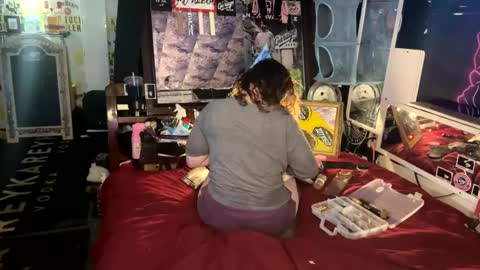 COCK N CREAMZ  WET DREAMZ online show from 01.23.25