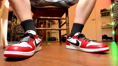 Snapshot of cocknholestar chatting on 12.04.25 Gorgeous online show from 12.04.25