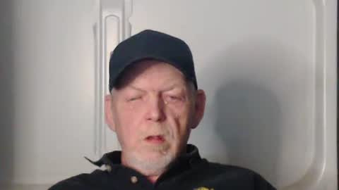 Snapshot of cockreadynow4u chatting on 10.18.25 cockreadynow4u online show from 10.18.25