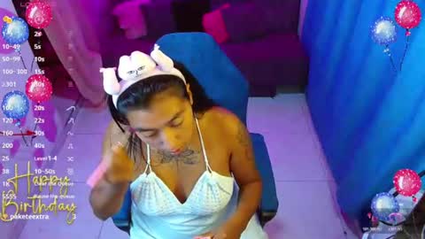 Snapshot of coco_macr chatting on 07.22.26 coco_macr online show from 07.22.26