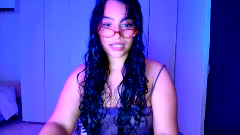 Snapshot of cocoa886863 chatting on 10.11.25 cocoa886863 online show from 10.11.25